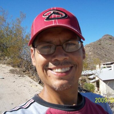 Profile Picture of Julian (@JAMBROS33) on Twitter