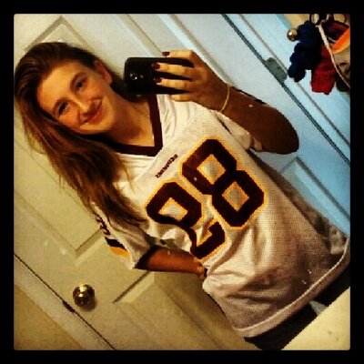 Profile Picture of Kara Thacker (@karathacker18) on Twitter