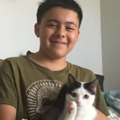 Profile Picture of Aloha_matthew (@MatthewAloha) on Twitter