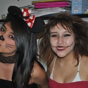 Profile Picture of Laura Robayo (@laoxime14) on Myspace