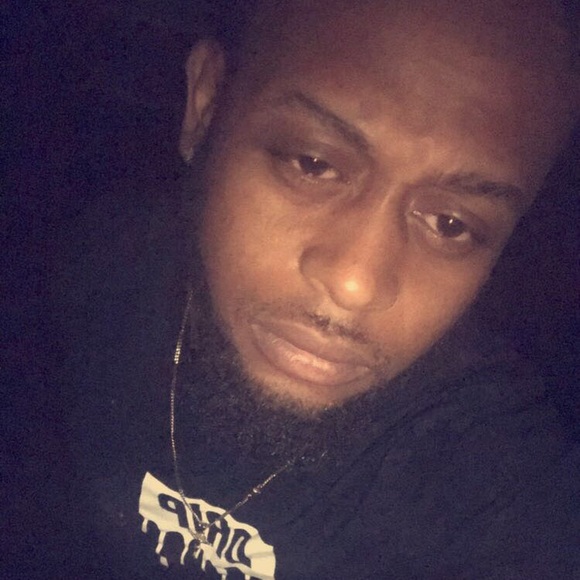 Profile Picture of Pierre Brown (@grandosa) on Poshmark