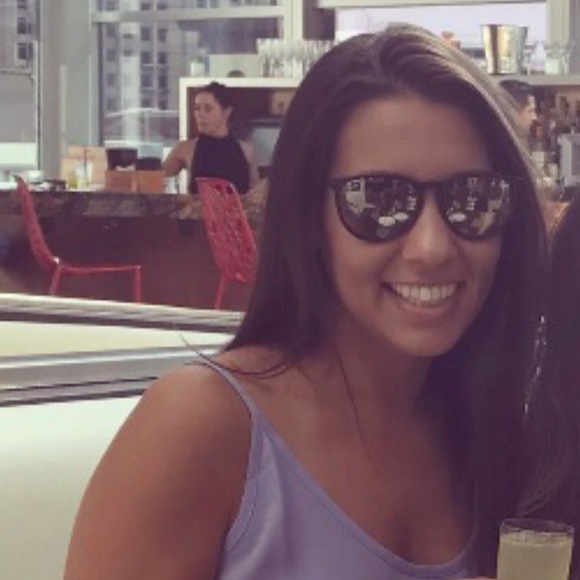 Profile Picture of Melissa Dibiase (@melissa_dibiase) on Poshmark