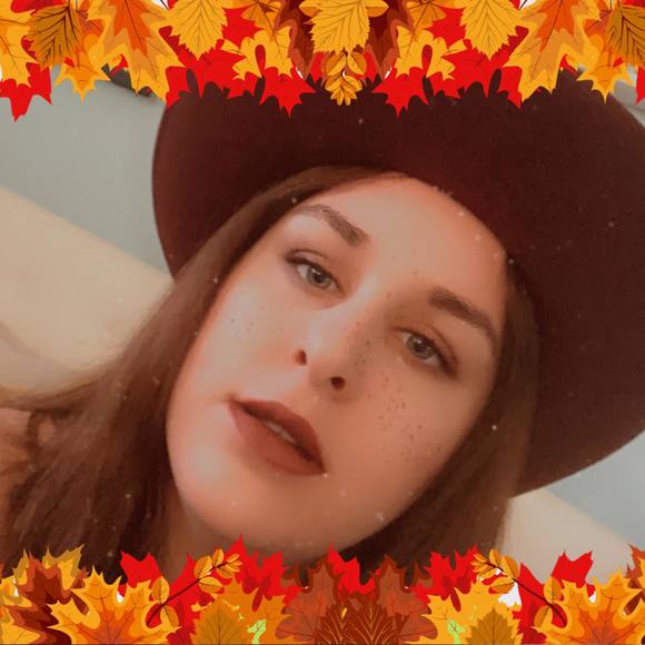 Profile Picture of Emily Mccarty (@emmymccarty) on Poshmark