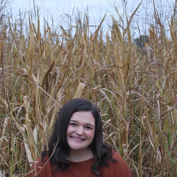 Profile Picture of Julia Knox (@julia_knox) on Poshmark