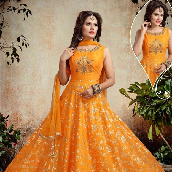 Profile Picture of B Shah (@bshah90) on Poshmark