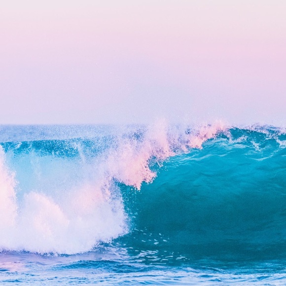 Profile Picture of Michelle Morones (@michelleeyre) on Poshmark