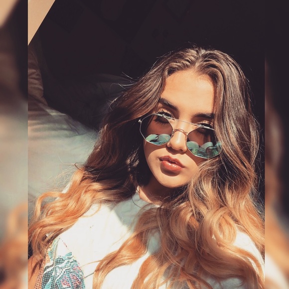 Profile Picture of Gabriella Wilkins (@gabby_wilkins) on Poshmark