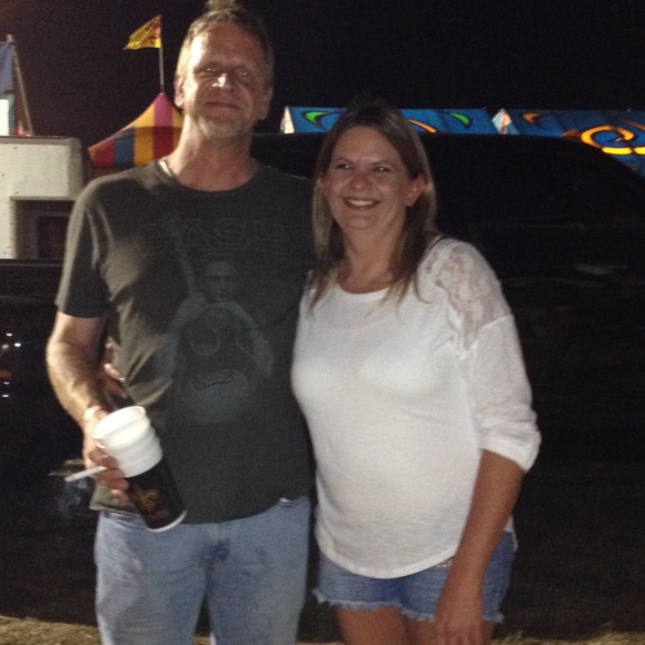 Profile Picture of Betsy Nestler (@elizacarol) on Poshmark