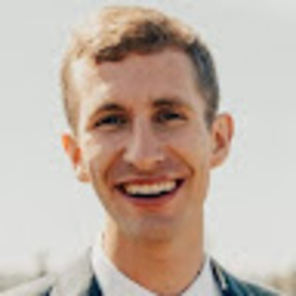 Profile Picture of Mitchell Loeppky (@mitchellloeppky) on Poshmark