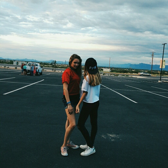 Profile Picture of Ruth Gimeno (@ruthgimeno) on Poshmark