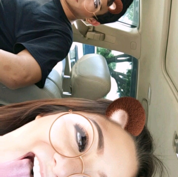 Profile Picture of Andrew Rios (@rios5199) on Poshmark