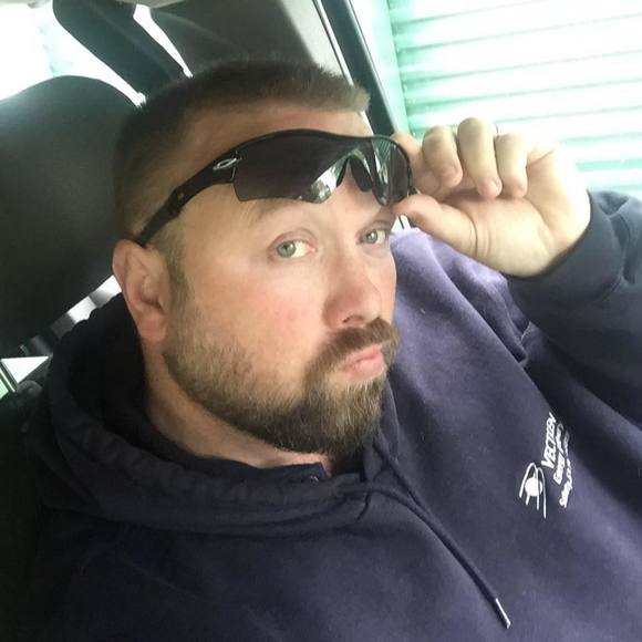 Profile Picture of John Stratton (@sfd764) on Poshmark