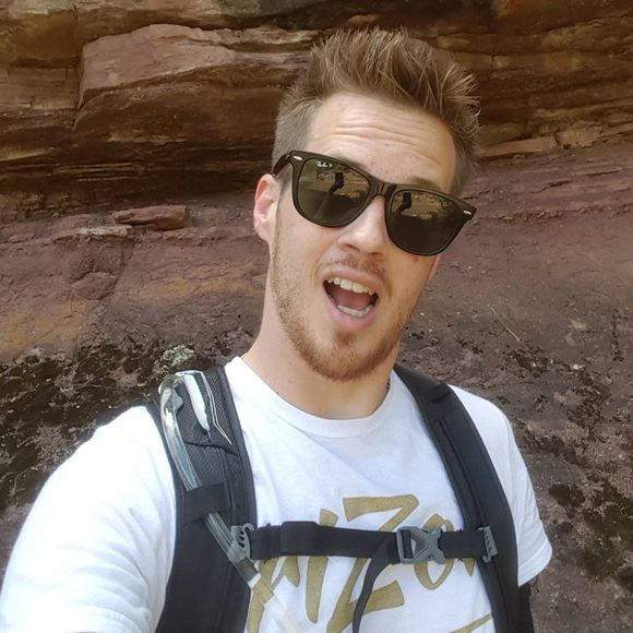 Profile Picture of Rick Marks (@rckjames) on Poshmark