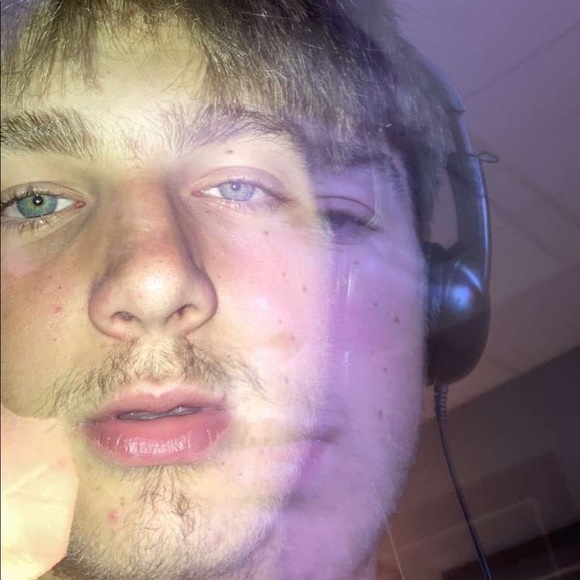 Profile Picture of Gage Klasen (@24klasgag) on Poshmark