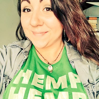 Profile Picture of Amy Groff (@TheRealAmyGroff) on Twitter