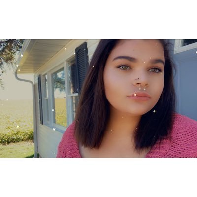Profile Picture of Kelsimooreeee (@kelsimoore2) on Twitter