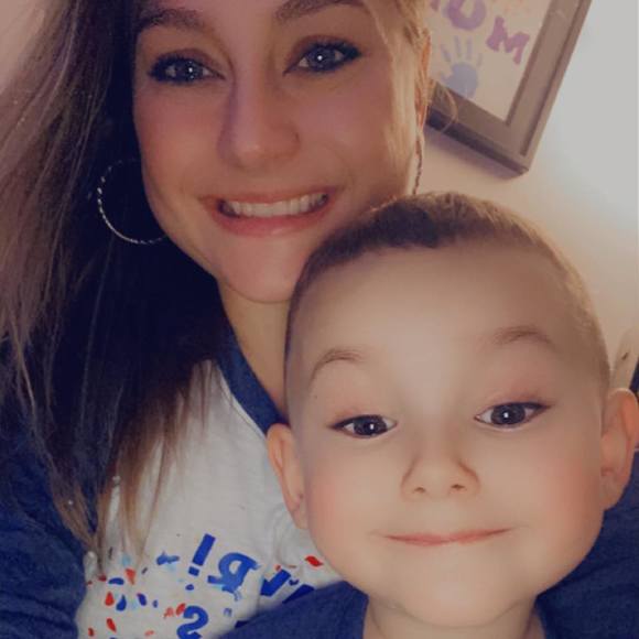 Profile Picture of Kaitlyn Wesseler (@krwesseler) on Poshmark