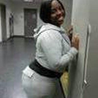 Profile Picture of Denise Devine (@Devine717) on Twitter