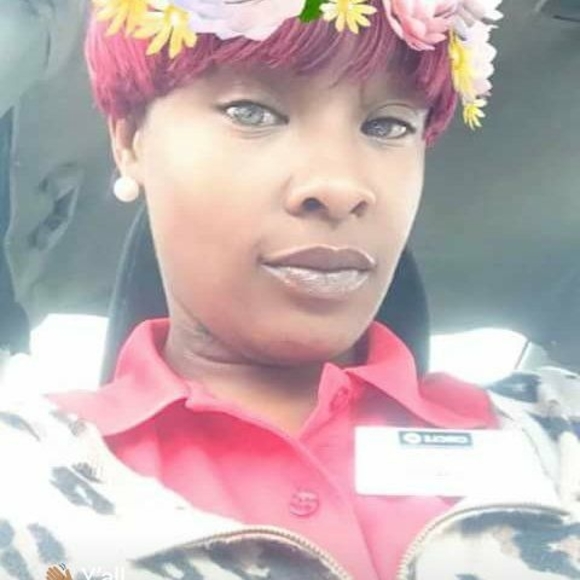 Profile Picture of Tremeka Moneek tickles (@nenee1982) on Poshmark