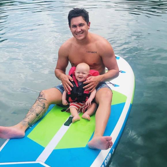 Profile Picture of Tommy Krause (@tommykrause) on Poshmark