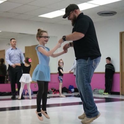 Profile Picture of Todd Larkin (@TheRealTLark82) on Twitter