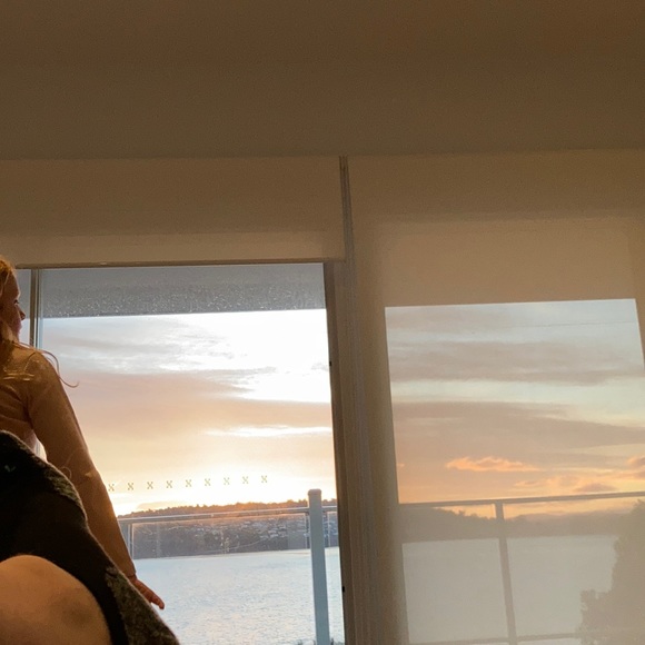 Profile Picture of Alice Reid (@alice06380) on Poshmark