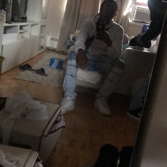 Profile Picture of Jason Palmer (@dripbaby32) on Poshmark