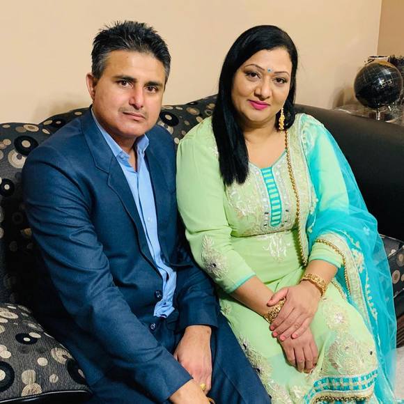 Profile Picture of Sandeep Virk (@deepavirk75) on Poshmark