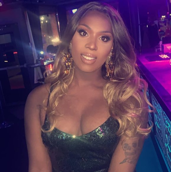 Profile Picture of Cecelia Mayer (@cece713mayer) on Poshmark