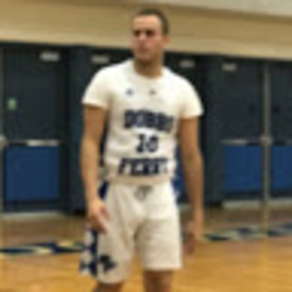 Profile Picture of Paul Pagliaroli (@paulpagliaroli) on Poshmark