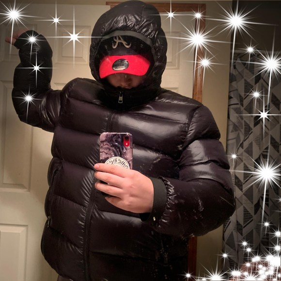 Profile Picture of Nick Campanaro (@nickcampanaro) on Poshmark