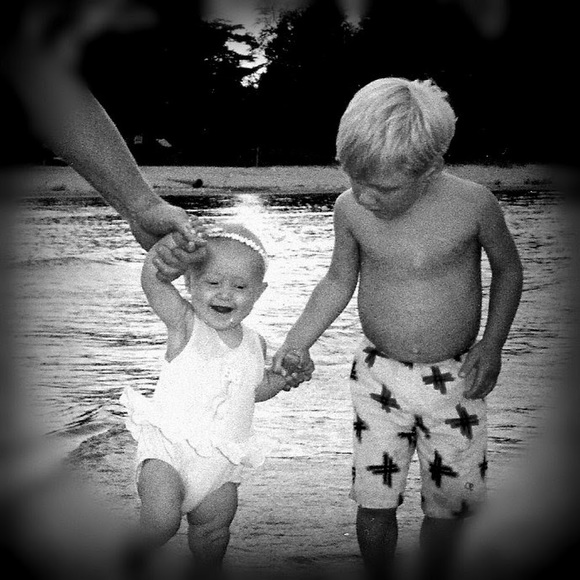 Profile Picture of Alyssa Stombaugh (@lysbry) on Poshmark