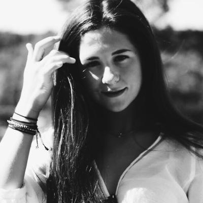 Profile Picture of Veronica Kramer (@veronica_kramer) on Twitter