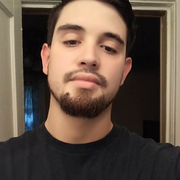 Profile Picture of Matthew Dunbar (@matthewdunbar48) on Poshmark