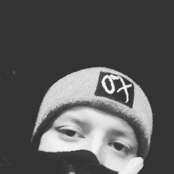 Profile Picture of Jonathan Baena (@jonathanbaena) on Poshmark