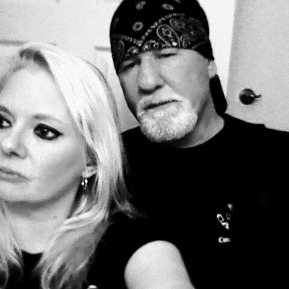 Profile Picture of Billy n crystal Maklary (@wmaklary) on Poshmark