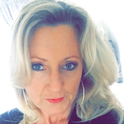Profile Picture of Lisa Jennings (@lisa_jayne71) on Twitter