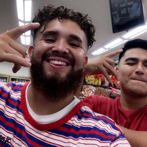 Profile Picture of Leonard Hernandez (@lenny06) on Poshmark