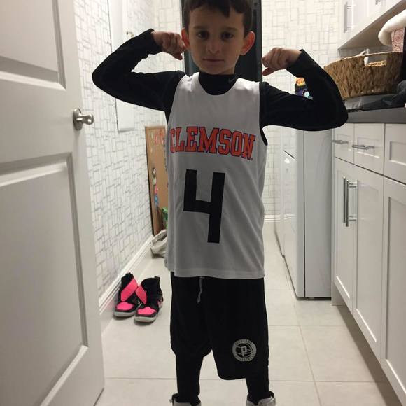 Profile Picture of Brian Litman (@litman44) on Poshmark