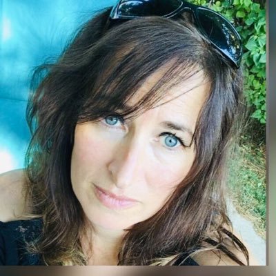 Profile Picture of Sue Wassonon Twitter