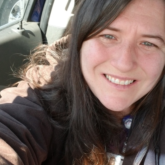 Profile Picture of Jaime Schwartz (@jaime_schwartz) on Poshmark