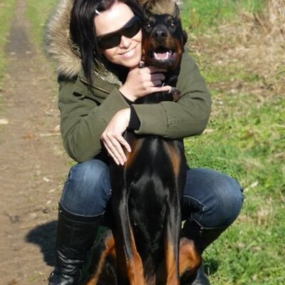 Profile Picture of Roxanne Simmons (@@Whiskey_Gal) on Twitter