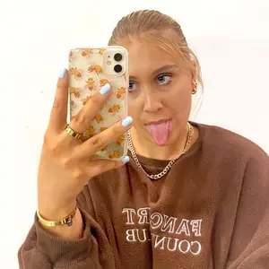 Profile Picture of Alyssa lee (@alyssamoxham) on Tiktok
