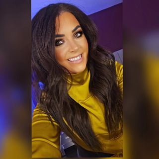 Profile Picture of 𝓛𝓲𝓼𝓪 𝓗𝓸𝓵𝓵𝔂𝔀𝓸𝓸𝓭💄 (@lisa_hollywood_) on Instagram