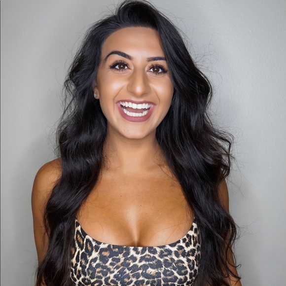 Profile Picture of Shiva Afsarifard (@sheevz21) on Poshmark
