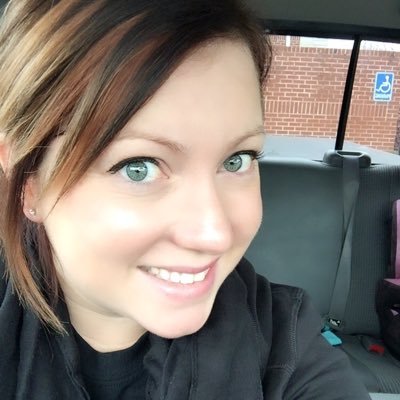 Profile Picture of Rachelle K Hale (@MintBlueMomma) on Twitter