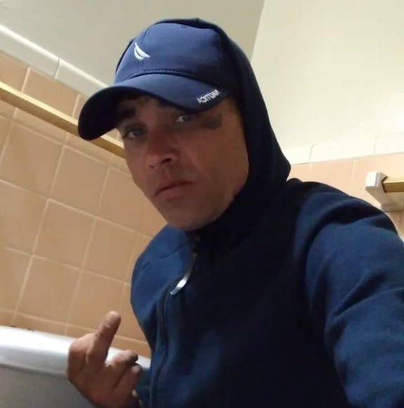 Profile Picture of Jeremy Bull (@jeremy_bull) on Poshmark
