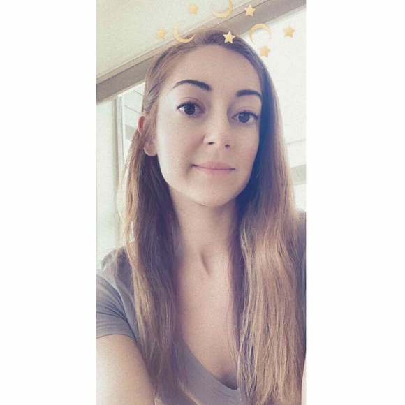Profile Picture of Heather Keitz (@heatherkeitz) on Poshmark