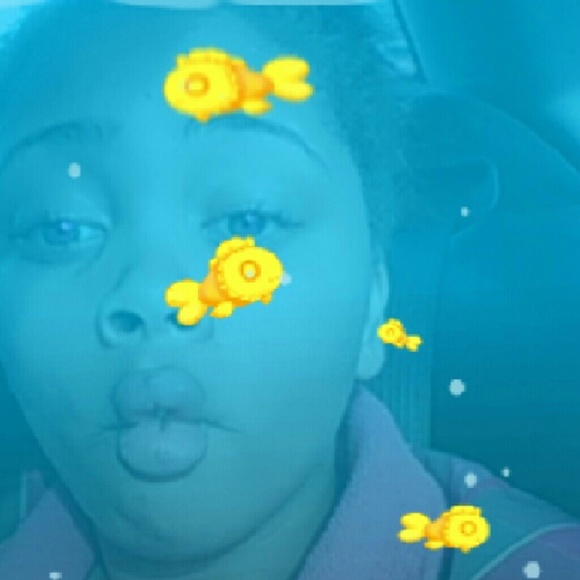 Profile Picture of Erica Faulkner (@non_fiction) on Poshmark