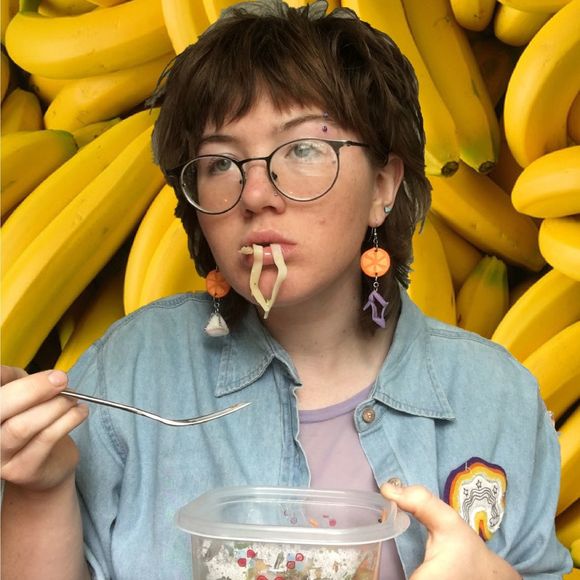 Profile Picture of Ali Scheig (@alischeig) on Poshmark